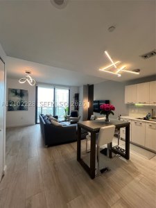 Aluguel de apartamento no Brickell Heights East 2702