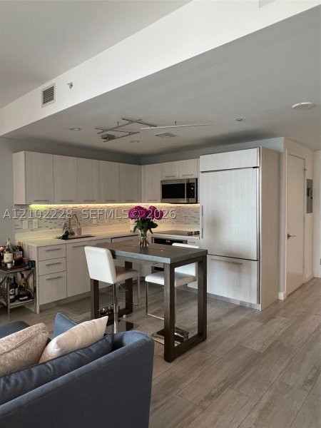 Aluguel de apartamento no Brickell Heights East 2702