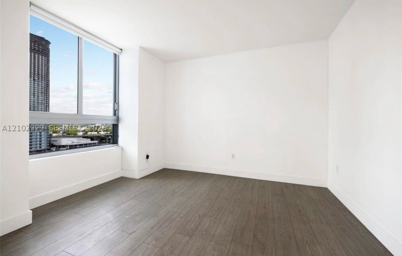Aluguel de apartamento no The Ivy 1613