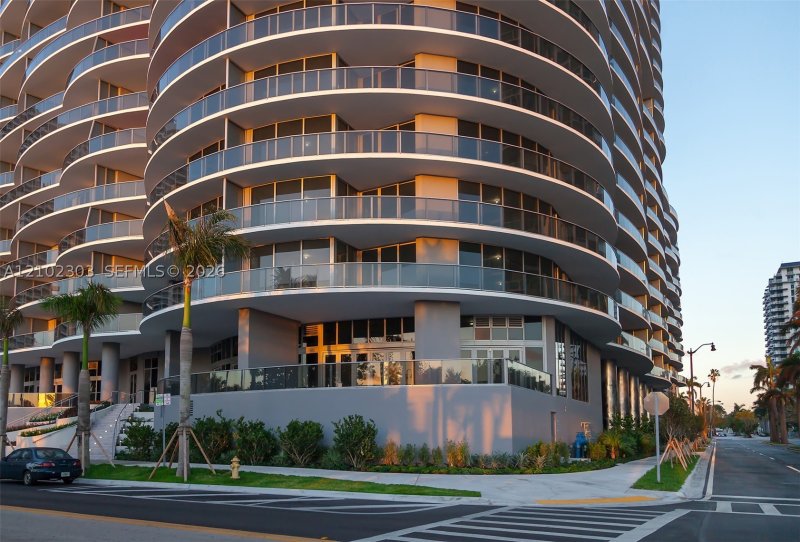 Comprar apartamento en Aria on The Bay 1601