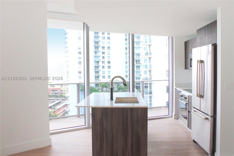 Comprar apartamento en Aria on The Bay 1601