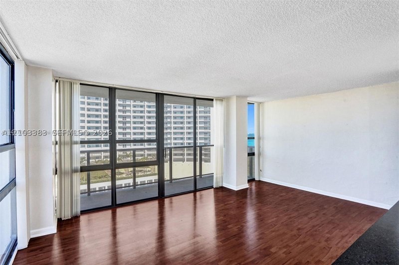 Apartment for rent at Charter Club Condos 1423
