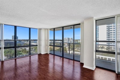 Charter Club Condos Apt #1423