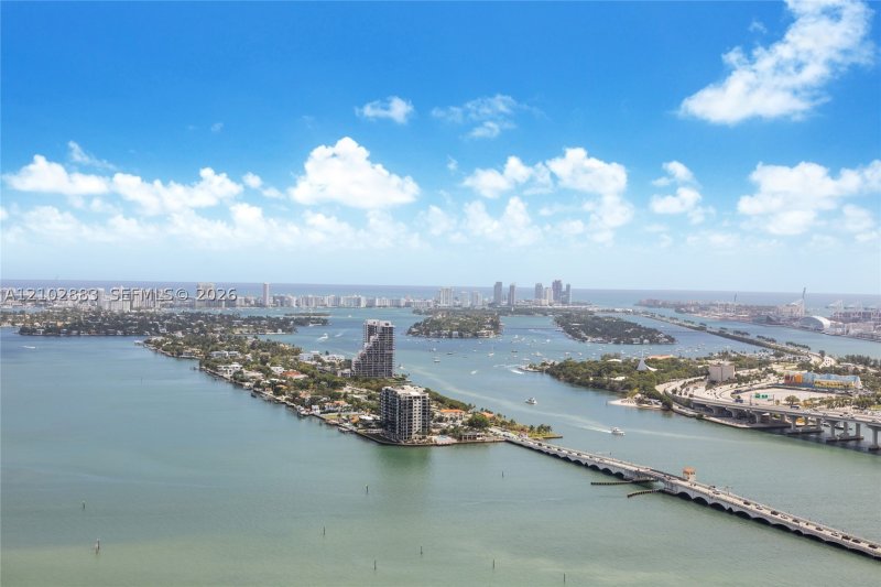 Comprar apartamento en Aria on The Bay 4310