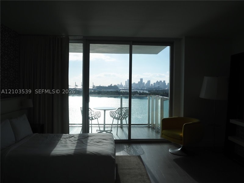 Comprar apartamento no Mondrian 1512