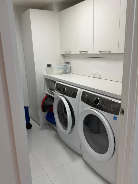 Aluguel de apartamento no Parque Towers at St. Tropez 5-2407
