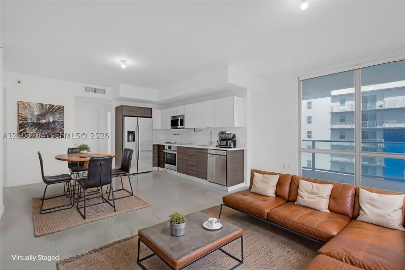 Comprar apartamento en Brickell Ten 1003