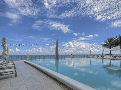 Jade Ocean Apt #907