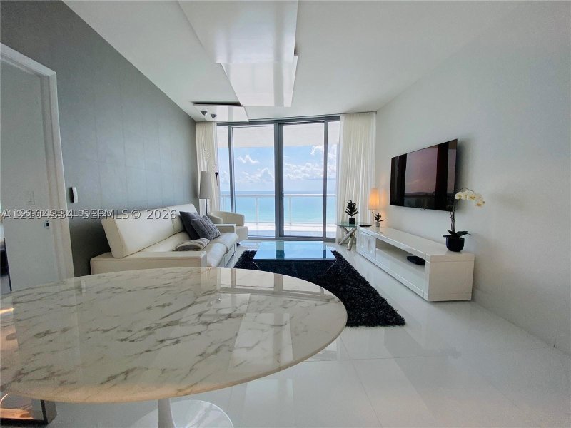 Comprar apartamento en Jade Ocean 907