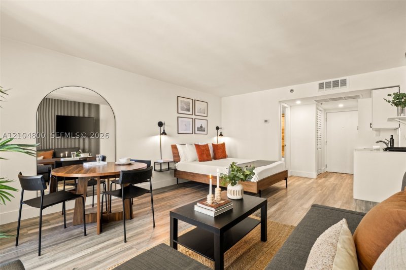 Property photo # 9