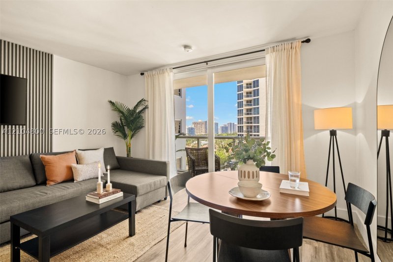 Property photo # 2