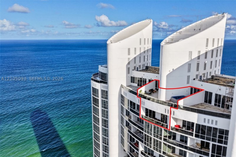 Condo for sale at Trump Palace TS-5506