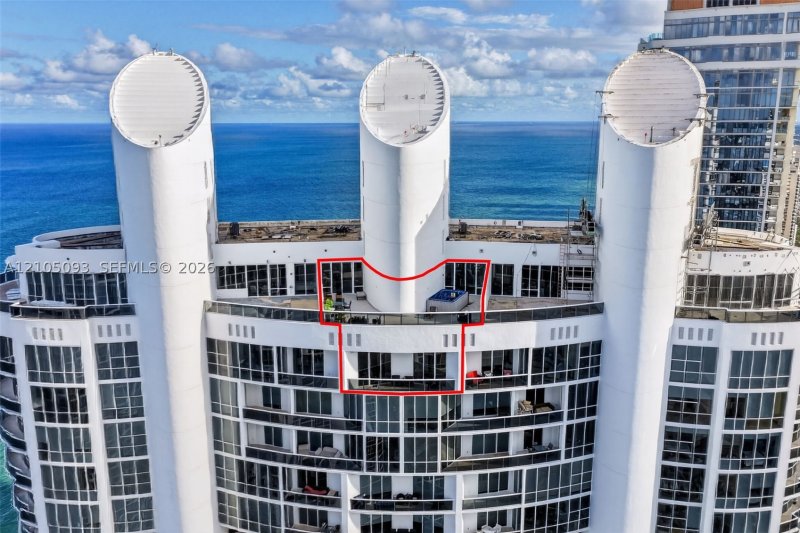 Condo for sale at Trump Palace TS-5506