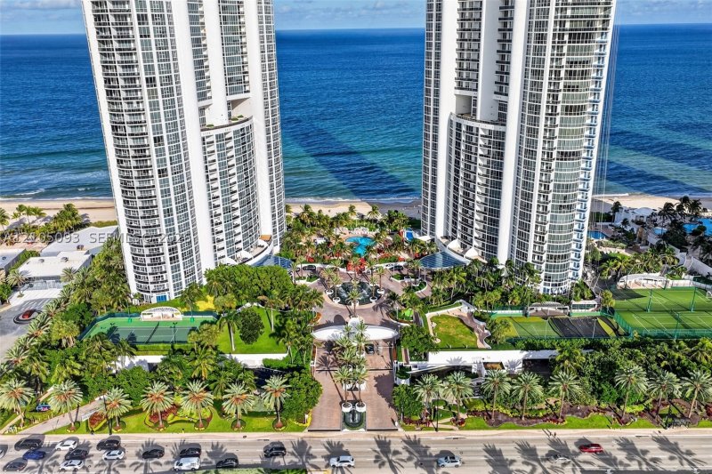Condo for sale at Trump Palace TS-5506