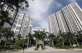 Comprar apartamento no North Tower at The Point 308