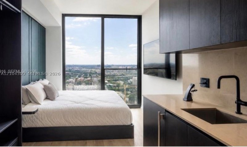 Condo for sale at E11EVEN Hotel & Residences 2512B