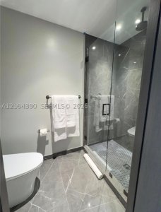 Comprar apartamento en E11EVEN Hotel & Residences 2512B