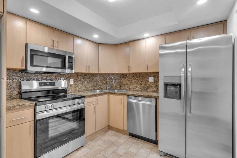Property photo # 8