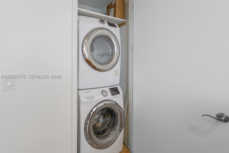 Comprar apartamento en Trump Tower One 3005