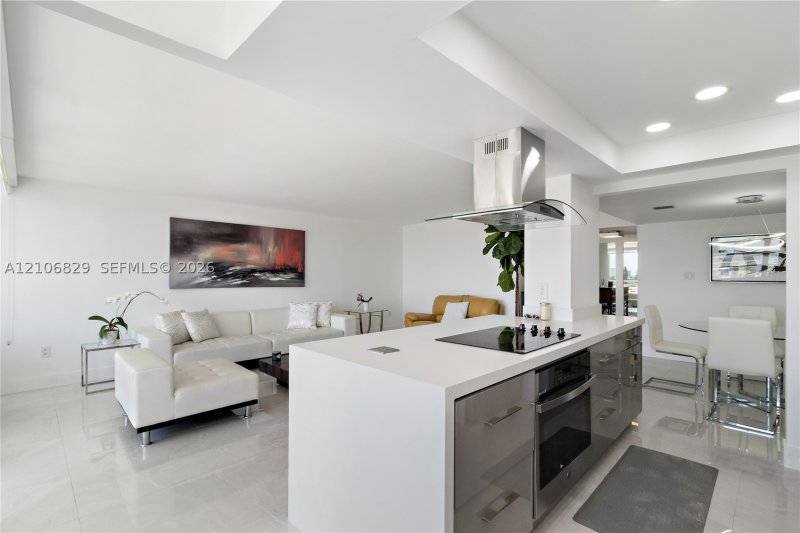 Apartment for rent at Del Prado Aventura 801