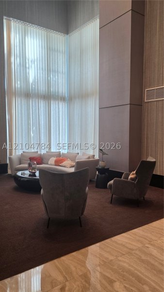 Comprar apartamento en The Plaza Tower I 1210