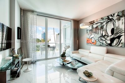 Continuum II North Apt #610