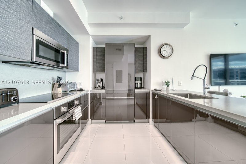Property photo # 2
