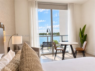 Comprar apartamento en Costa Hollywood N330