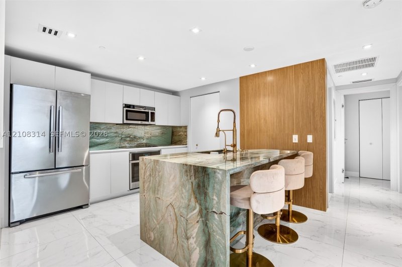 Comprar apartamento en Aria on The Bay 4010