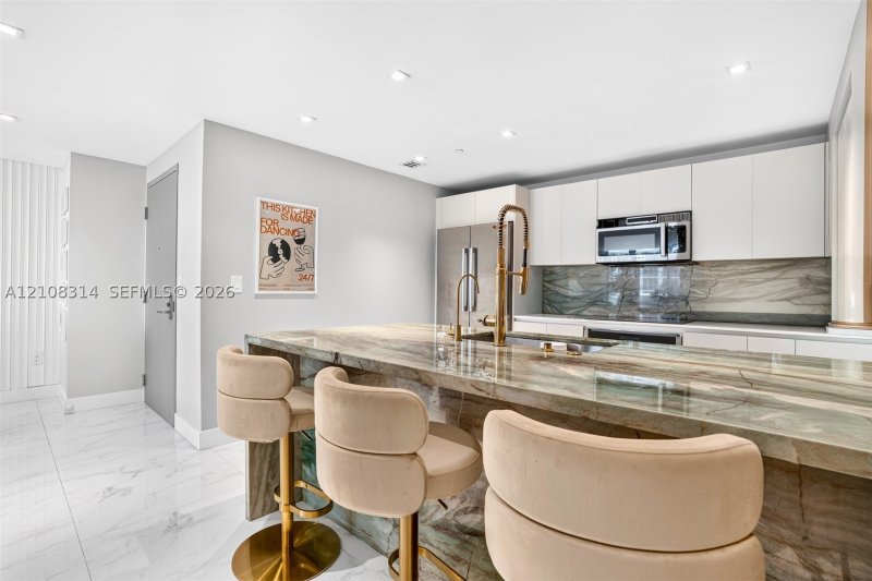 Comprar apartamento en Aria on The Bay 4010