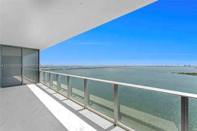 Aluguel de apartamento no Aria Reserve Miami 3706