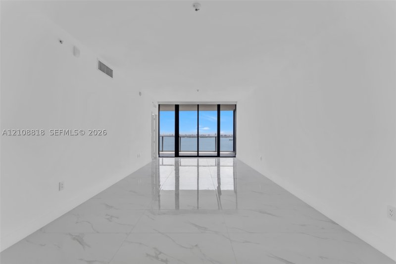 Aluguel de apartamento no Aria Reserve Miami 3706