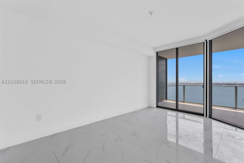 Aluguel de apartamento no Aria Reserve Miami 3706