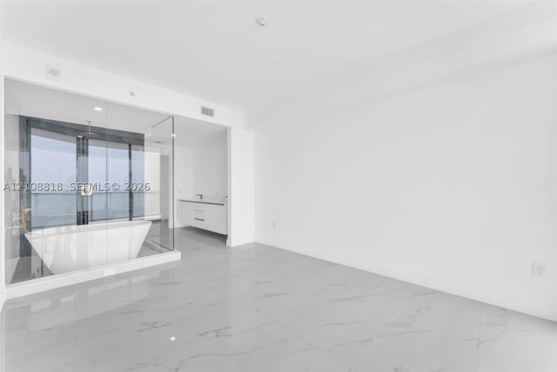 Aluguel de apartamento no Aria Reserve Miami 3706