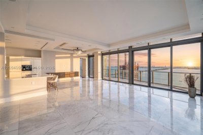 Comprar apartamento en Icon Bay PH 4104