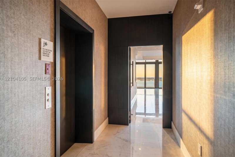 Comprar apartamento en Icon Bay PH 4104