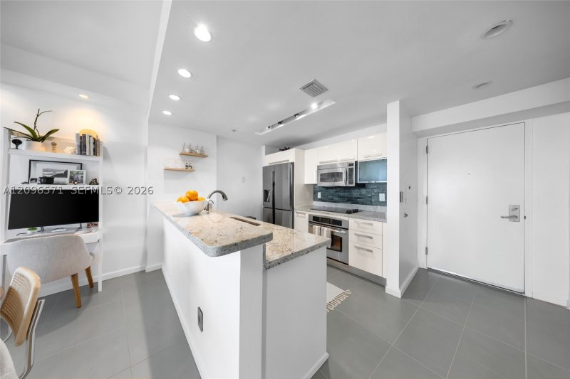 Apartment for rent at Blue Condominium 2911