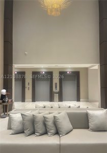 Brickell Ten Apt #808