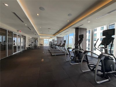 Alquiler de apartamento en Brickell Ten 808