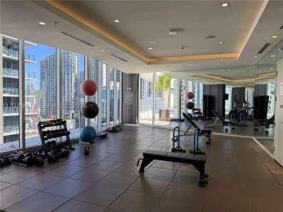 Alquiler de apartamento en Brickell Ten 808