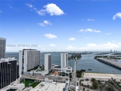 Comprar apartamento en Casa Bella 605