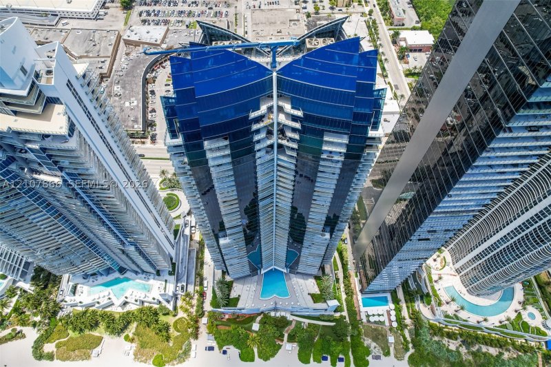 Comprar apartamento no Jade Ocean 2608