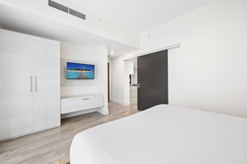Comprar apartamento no Costa Hollywood N306