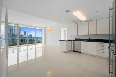 Aluguel de apartamento no Mint at Riverfront 3603