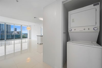 Aluguel de apartamento no Mint at Riverfront 3603