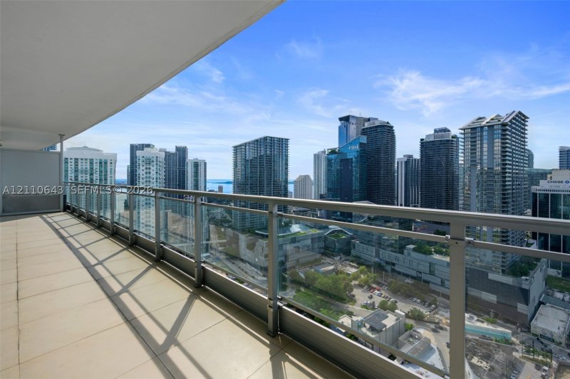 Aluguel de apartamento no Mint at Riverfront 3603