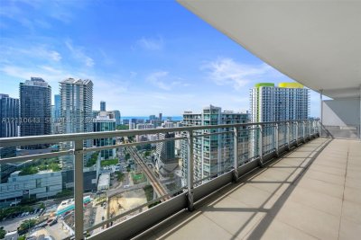 Aluguel de apartamento no Mint at Riverfront 3603
