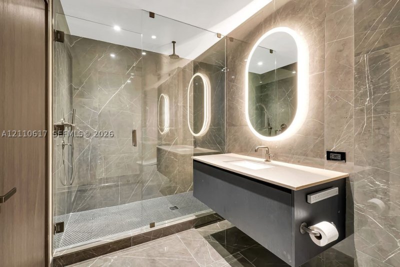 Comprar apartamento no E11EVEN Hotel & Residences 2809