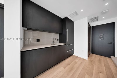 Comprar apartamento no E11EVEN Hotel & Residences 2809