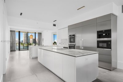 Comprar apartamento en Prive 702